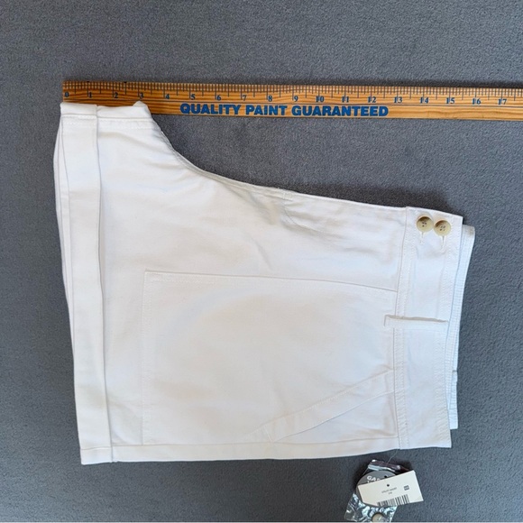 New Falls‎ Creek Cotton Spandex White cuffed utility pocket shorts size 16 - Picture 3 of 7